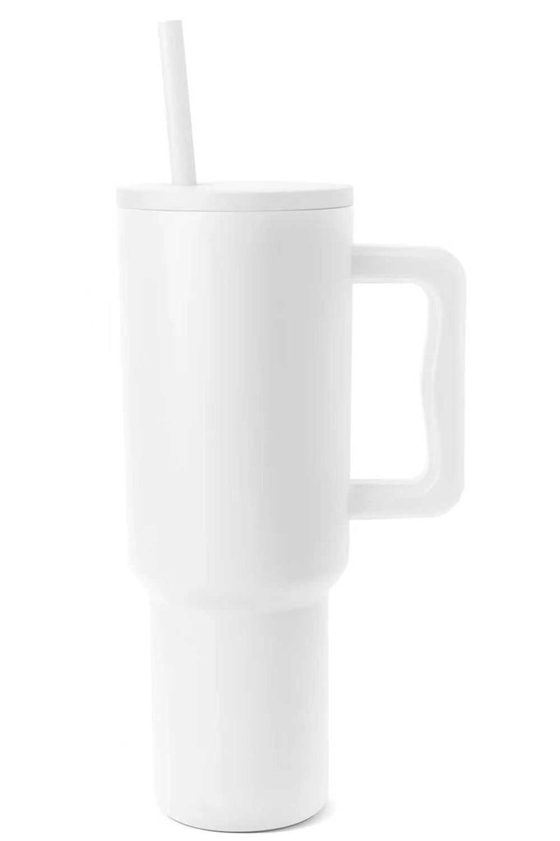Monochromatic stainless steel tumbler with matching straw and handle.