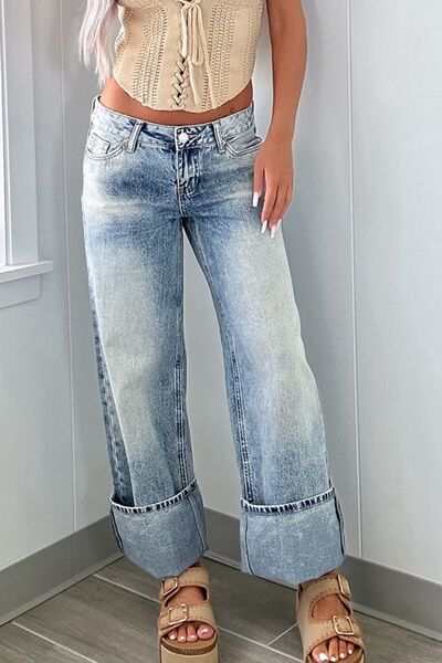 Washed wide leg jeans with pockets, casual style, no stretch.