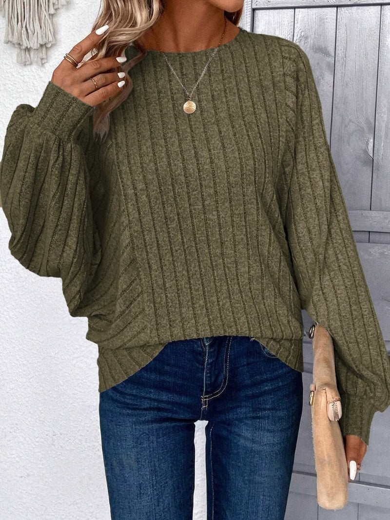 Plus size round neck batwing sleeve T-shirt, green ribbed knit design.