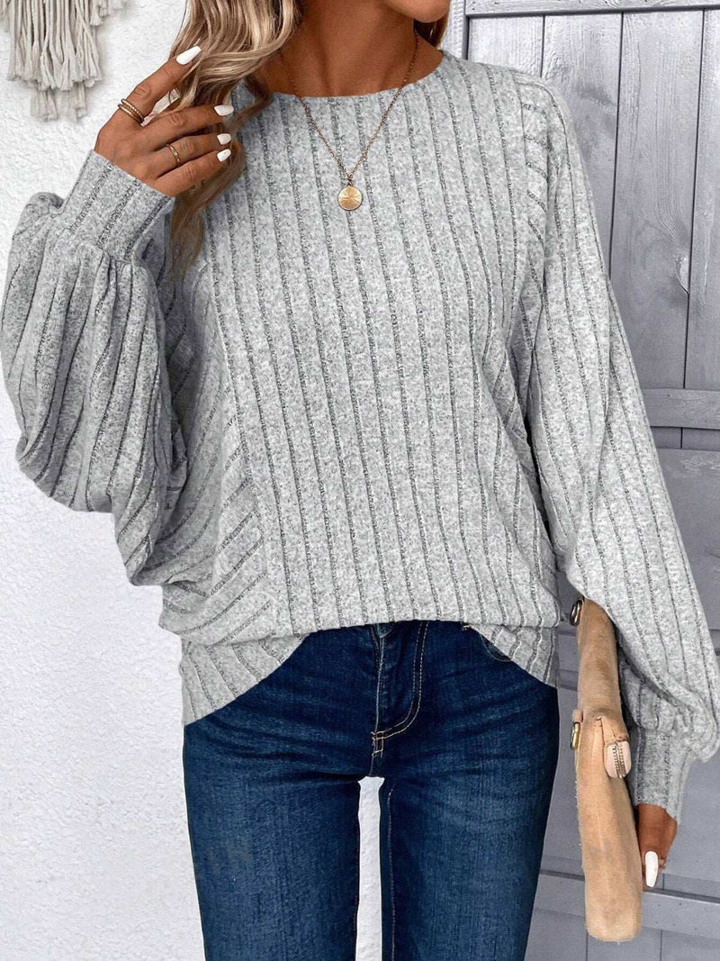 Plus size round neck batwing sleeve t-shirt in gray, featuring a basic style and ribbed texture.