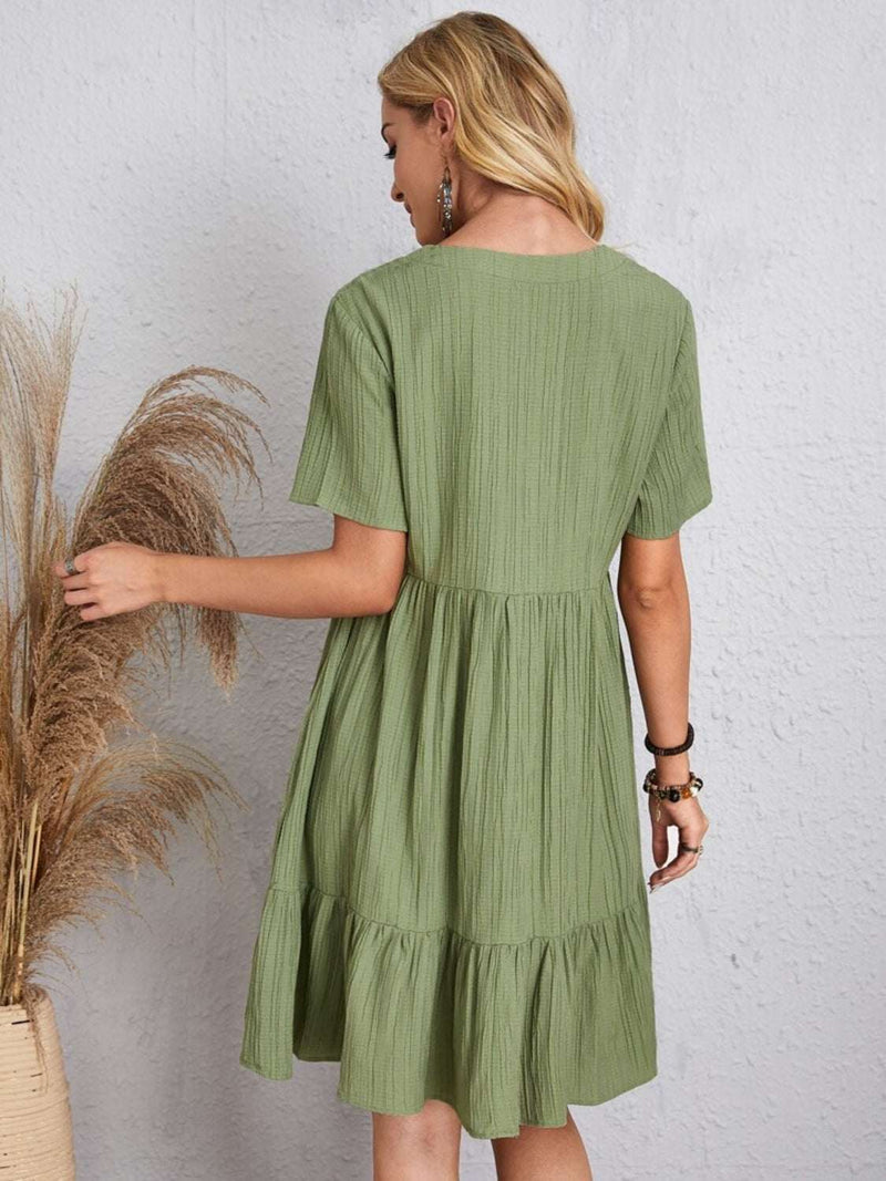 Full size green V-neck short sleeve dress, basic style, 100% polyester.