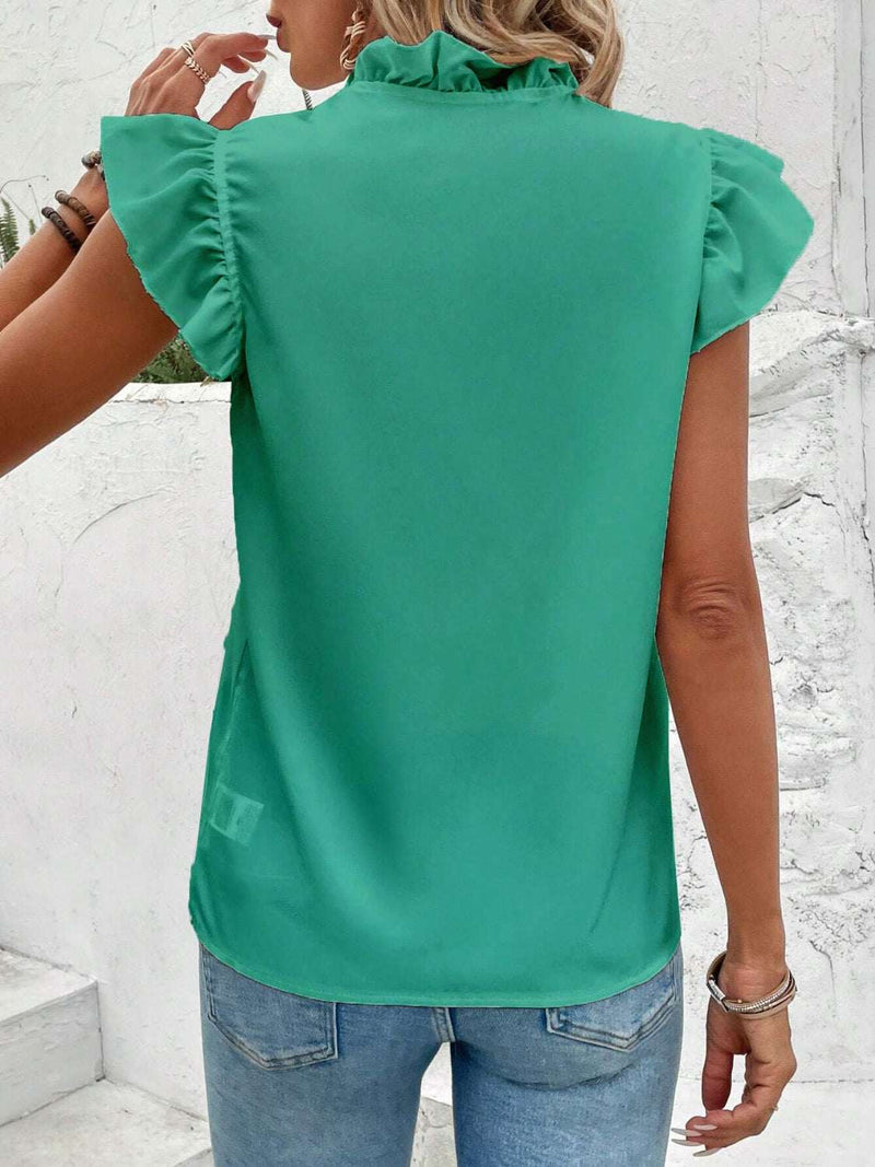 Ruffled V-Neck Cap Sleeve BlouseFeatures: Ruffled
Sheer: Opaque
Stretch: No stretch
Material composition: 100% polyester
Care instructions: Machine wash cold. Tumble dry low.
Imported


Size
US
TopAll TopsTrendsiKlondike Creek Unique Boutique-Neck Cap Sleeve Blouse
